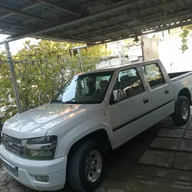 Toyota Hiace 2014