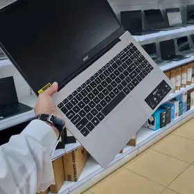 Acer /R5-7/16GB/512GB/RX VEGA7