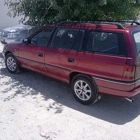 Opel Astra 1998