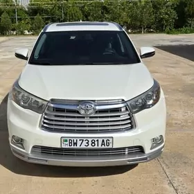 Toyota Highlander 2015