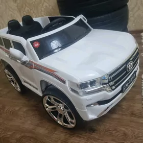 masin land cruiser