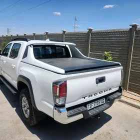 Toyota Tacoma 2021