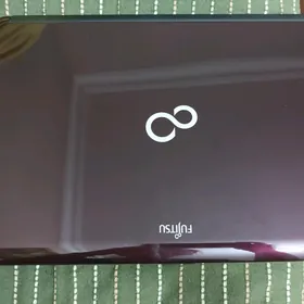 компьютер Fujitsu