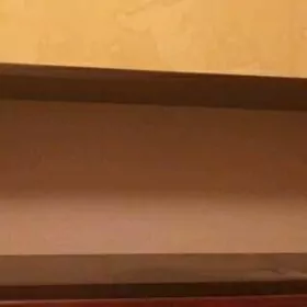 Полка книжная.