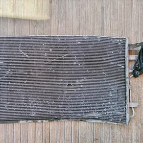 Radiator kondisioner радиатор