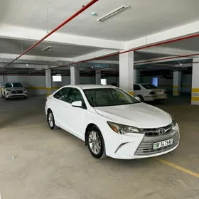 Toyota Camry 2016