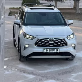 Toyota Highlander 2020