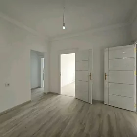 Satlyk jaýlar