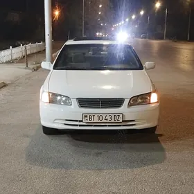 Toyota Camry 2001