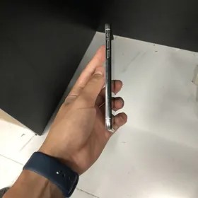 Iohone X
