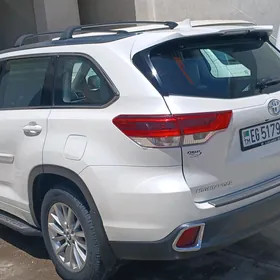 Toyota Highlander 2017