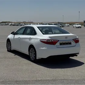 Toyota Camry 2017