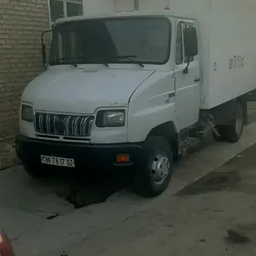 Zil 4331 2002