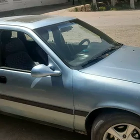 Opel Vectra 1989