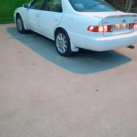 Toyota Camry 1998