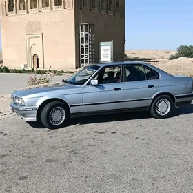 BMW 525 1990
