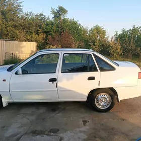 Daewoo Nexia 2012