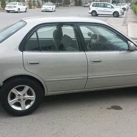 Toyota Corolla 2000