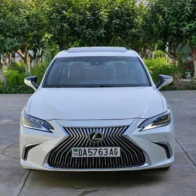 Lexus ES 350 2020