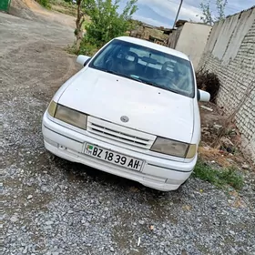 Opel Vectra 1992