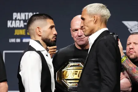 Кард UFC 317: где и когда смотреть турнир с титульным боем Топурия и Оливейры