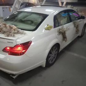 Toyota Avalon 2005