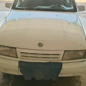 Opel Vectra 1989