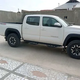 Toyota Tacoma 2021
