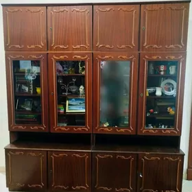 Советский сервант