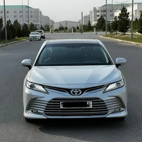 Toyota Camry 2022