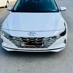 Hyundai Elantra 2021