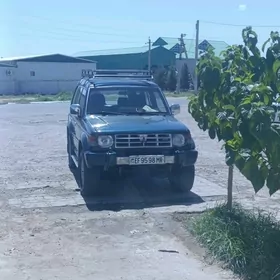 Mitsubishi Pajero 1996