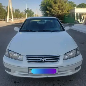 Toyota Camry 1998