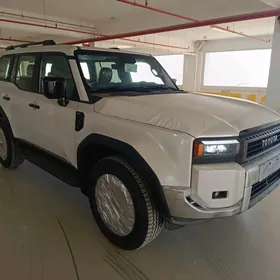 Toyota Land Cruiser Prado 2025