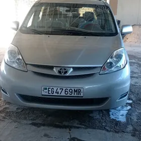 Toyota Sienna 2005
