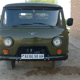 UAZ 452 1998