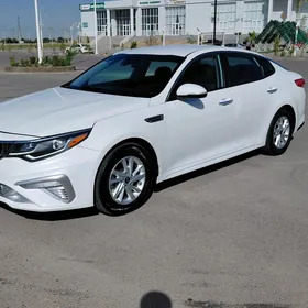 Kia Optima 2019