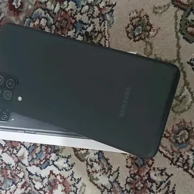 Samsung A12