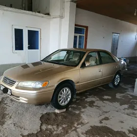 Toyota Camry 1998