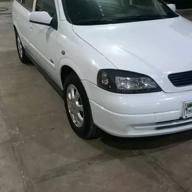 Opel Astra 2003