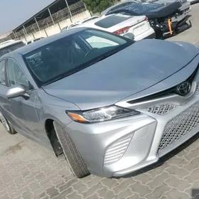 Toyota Camry 2020