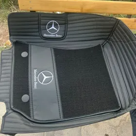 Kowrik Mercedes E210