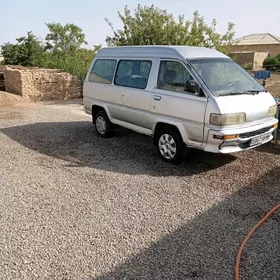 Toyota Town Ace 1990