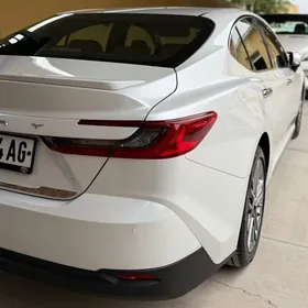 Toyota Camry 2025
