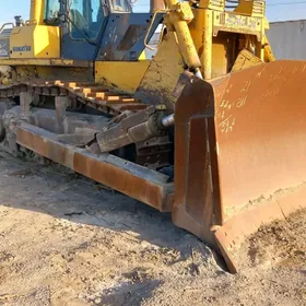 Komatsu D155AX-8 2006