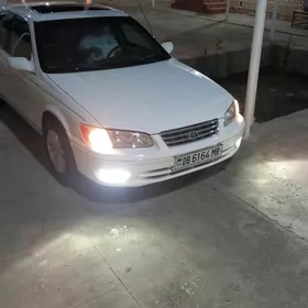 Toyota Camry 1998