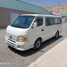 Nissan Urvan 2008