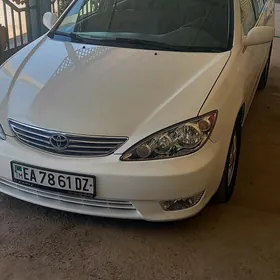 Toyota Camry 2005