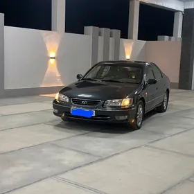 Toyota Camry 2000