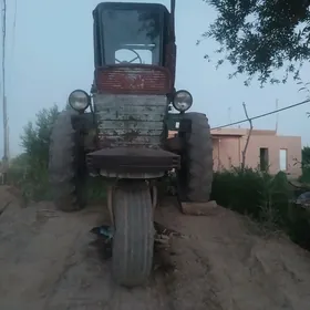 MTZ T-28 1983